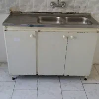 کابینت فلزی دست دوم به همراه سینک و هود|آب‌چکان و نظم‌دهنده ظروف|رشت, پیرکلاچای|دیوار