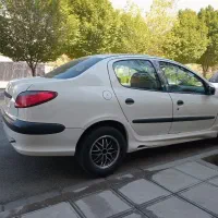۲۰۶ صندوق دار مدل ۸۸