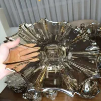 کریستال 46 پارچه jcc شامپاینی به دلیل مهاجرت