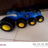 اسباب بازی دایناسور و ماشین