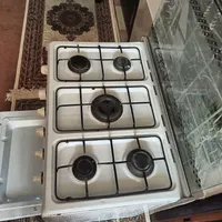 اجاق گاز نو طرح فر  تایم دار فروزان بسیار سالم