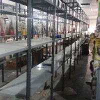 درحدنو قفسه انباری