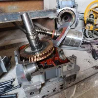 سرویس و نگهداری آسانسور خانگی و صنعتی