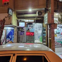 اجاره مغازه ۱۷ متری در ۲۴ چهار متری سوم خرداد|اجارهٔ مغازه و غرفه|قم, شهرک امام حسین|دیوار