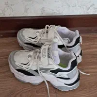 کتانی و صندل نو نو سایز ۳۲ و ۳۳