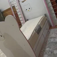 تخت خواب بچه