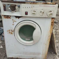 فروش لباس شویی کار کرده