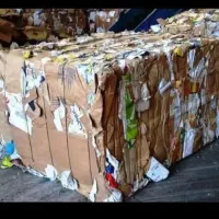 خرید ضایعات کاغذ کارتن روزنامه نایلون و فلزات