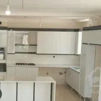 ساخت انواع کابینت و در چوبی