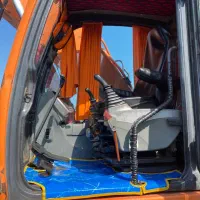 بیل مکانیکی زنجیری دوسان دی ایکس|خودرو سنگین|کوهی‌خیل, |دیوار