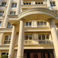 دروس ۱۹۰ متر ۳ خواب نورگیر فول امکانات ۲ پارکینگ