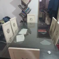 میزغذاخوری با شش عدد صندلی