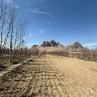 باغ-بر-رودخانه