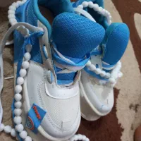 کفش سایز ۴۰