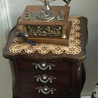 تلفن ومیز تلفن