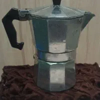 موکاپات .قهوه جوش|قوری، کتری، قهوه‌ساز دستی|زیرکوه, |دیوار