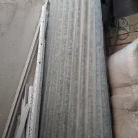 ایرانیت گالوانیزه وتعدادی داکت برق|مصالح و تجهیزات ساختمان|مشهد, الهیه|دیوار