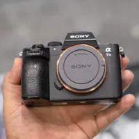 دوربین حرفهای Sony A7 III