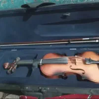ویالون در حد نو