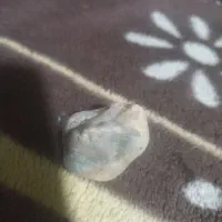 سنگی که تو خودش نور نگه میداره