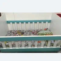 تخت کودک|تخت و صندلی بچه|اصفهان, مسجد مصلی|دیوار