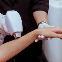 آموزش اپراتوری لیزر