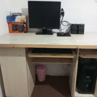 میز کامپیوتر