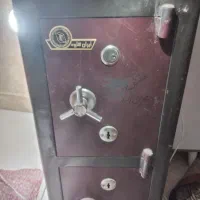 گاوصندوق ۲طبقه کارکرده تمیز|دفتر کار|اراک, |دیوار