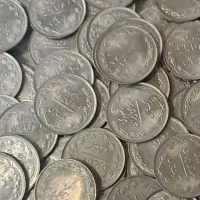 ۱ ریالی در حد بانکی و بدون ی دونه خراب