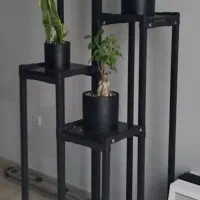 استند گل فلزی زیره سنگ