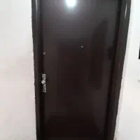 درب ورودی آپارتمان باکم