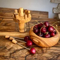 نیروی خانم تولید محتوا و فروش صنایع چوبی|استخدام هنری و رسانه|رشت, لاکان|دیوار