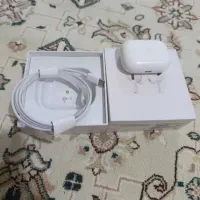 ایرپاد آیفون اصل بخاطر استفاده نکردن بفروش میرسد