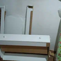 تخت نوزادی|تخت و صندلی بچه|ماهدشت, |دیوار