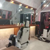 ب یک آرایشگر نیازمندیم|استخدام درمانی، زیبایی، بهداشتی|شیروان (خراسان), |دیوار