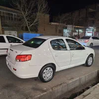 رانا پلاس ۱۴۰۰|خودرو سواری و وانت|بروجرد, |دیوار