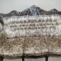 مبل سلطنتی نه نفره نو  با میز و عسلی