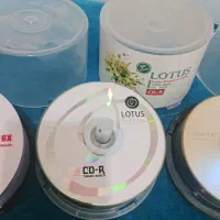 تعدادی سی دی و دی وی دی CD و DVD|قطعات و لوازم جانبی رایانه|اصفهان, خرم|دیوار