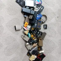 تعدادی فلش و رم