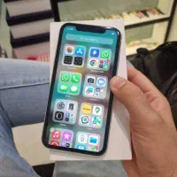 آیفون xR سفید