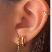 سوراخ کردن گوش با گوشواره ضدحساسیت