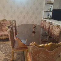 میز ناهار خوری هشت نفره