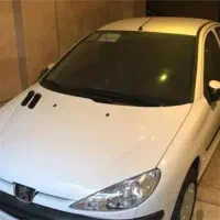 فروش فوری پژو ۲۰۶ SD V8 مدل ۹۴ سفید بدون رنگ