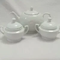 قوری و قندان