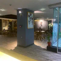 استخدام نیرو در کافه رستوران