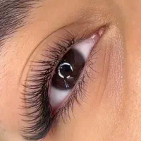 کاشت مژه و اکستنشن