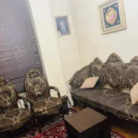 مبل هشت نفره +میزناهارخوری ۲نفره ،تخت ،میزپیشخوان