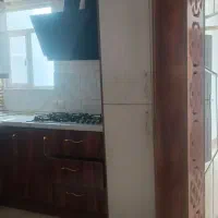 کابینت آشپز خانه همراه سینک و گاز و هود