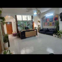 استخدام مدیر داخلی منشی خانم