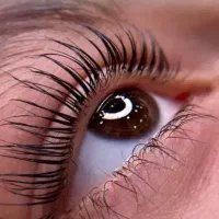 مدل برای کاشت مژه